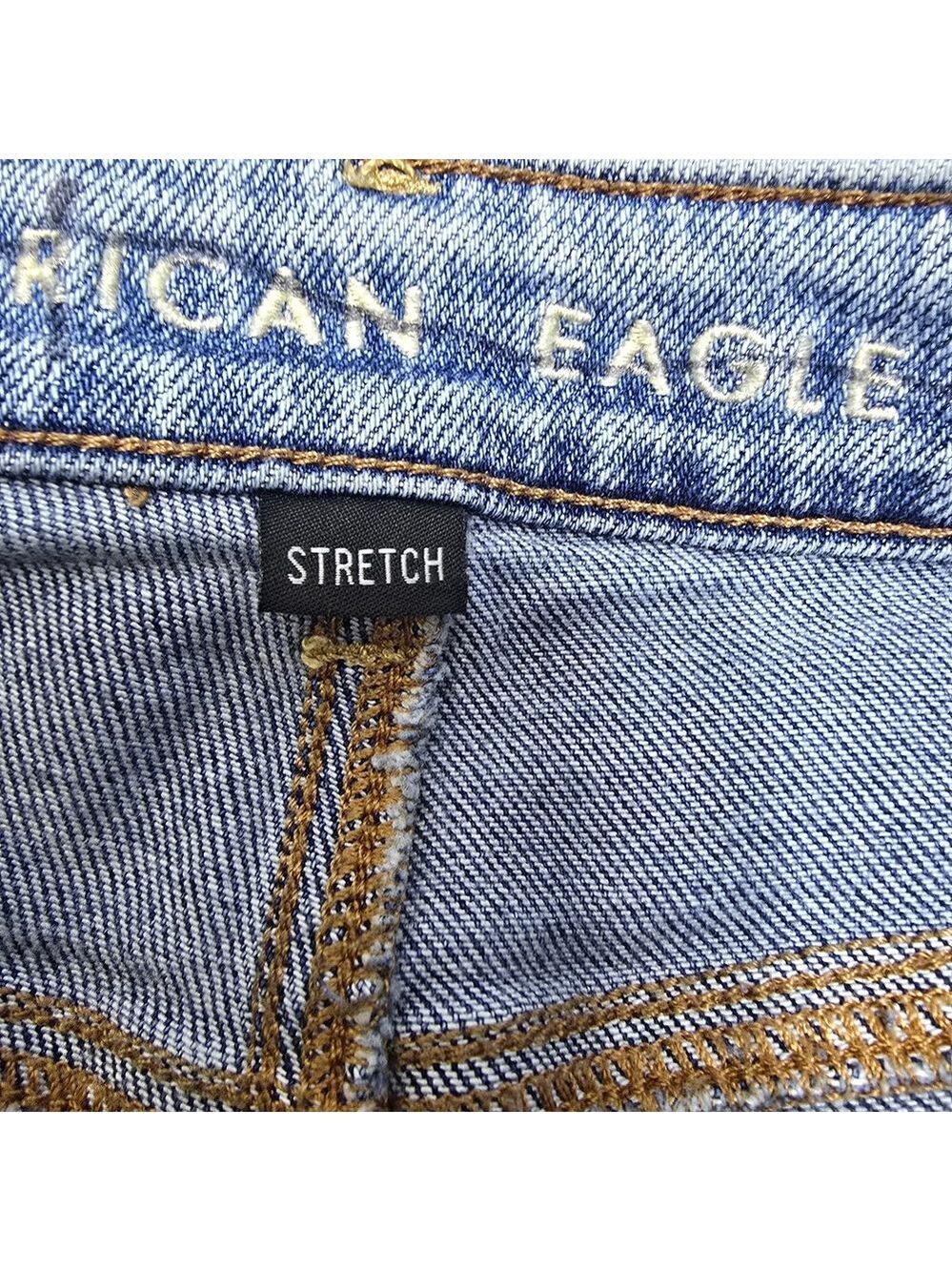American Eagle Outfitters Light Blue Relaxed Jeans - Picture 16 of 16